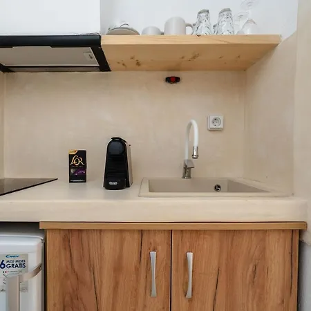 Celestial Seaview - Vilma